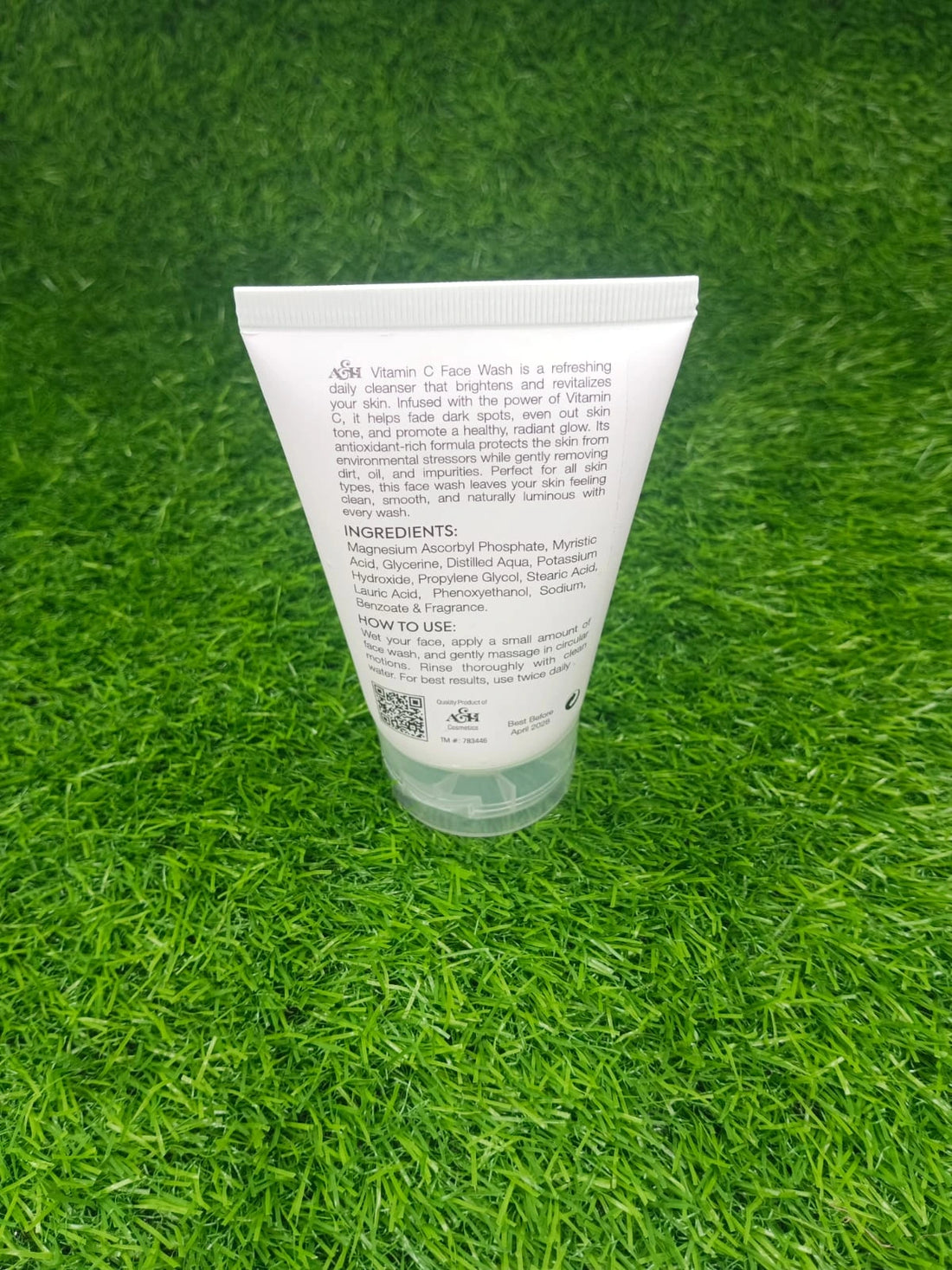 pic facewash with description